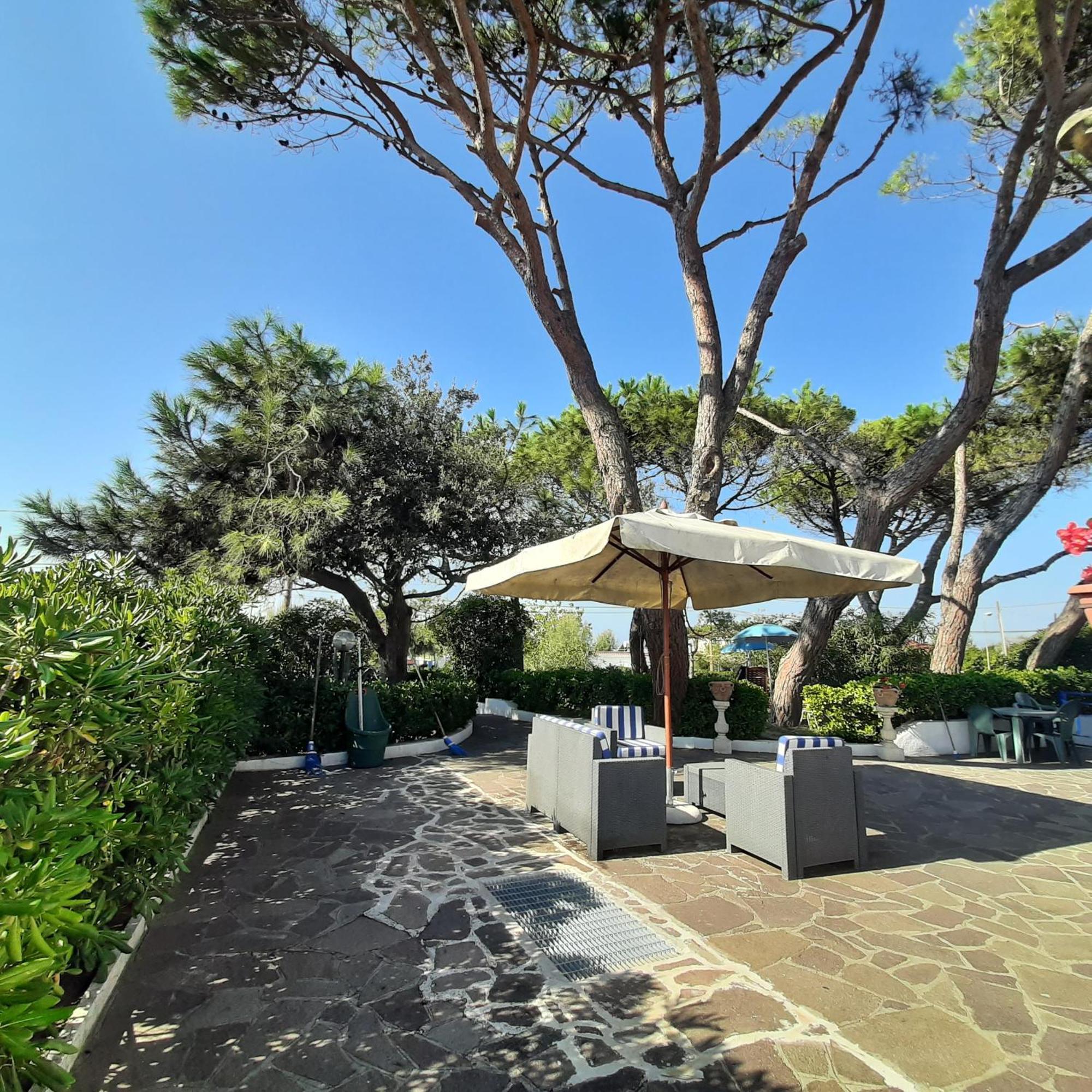 Appartamento In Villa Valentini, Fronte Mare, Giardino E Parcheggio Privato, Wifi, Dotato Di Tutti I Confort, Nel Golfo Di Gaeta Minturno Exteriér fotografie